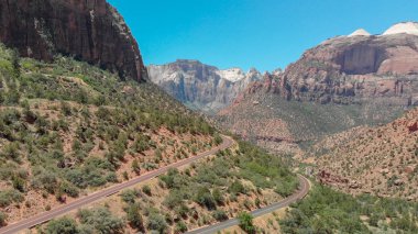 Zion National park, Utah Hava görünümünün dolambaçlı yol