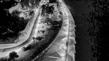 Geceleri Zadar, Hırvatistan. Deniz orgu ile hava manzarası ve güneşin dönüm noktasını selamlama