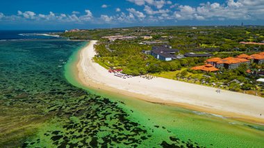 Bali, Endonezya 'daki Nusa Dua Sahili' nin havadan görünüşü