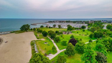 Gündüz Kenosha Köyü 'nün havadan görünüşü, Wisconsin.