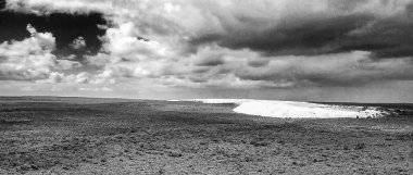 Batı Avustralya, Lancelin 'deki altın kum tepelerinin nefes kesici görüntüsü..