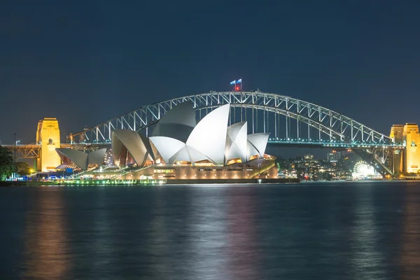 Puente del puerto de Sydney por la noche — Foto de Stock