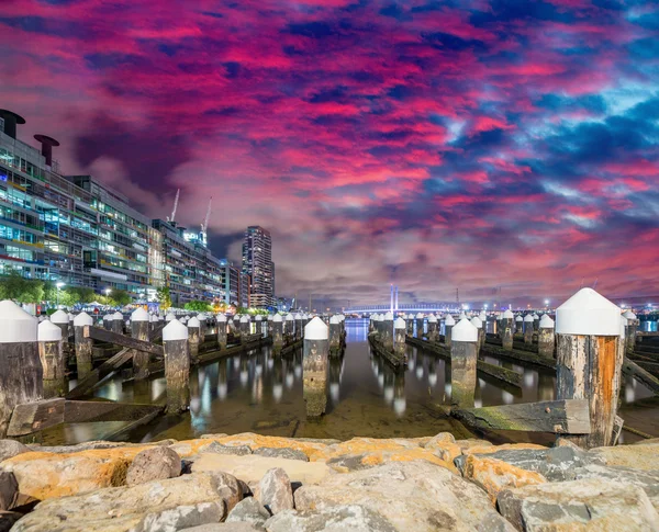 Pier at harbour of Melbourne. — Stock Photo, Image