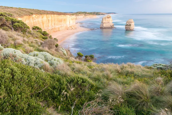 Doce Apóstoles rocas en Australia al atardecer en Great Ocean Road, Victoria  - —  Fotos de Stock