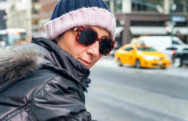 Donna in New York Street — Foto Stock