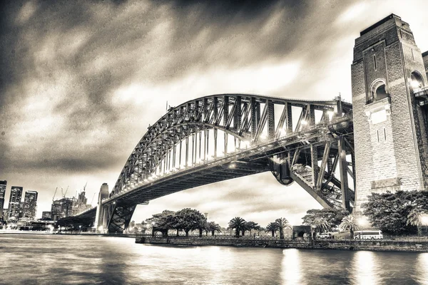 Puente del puerto al atardecer, Sydney — Foto de Stock