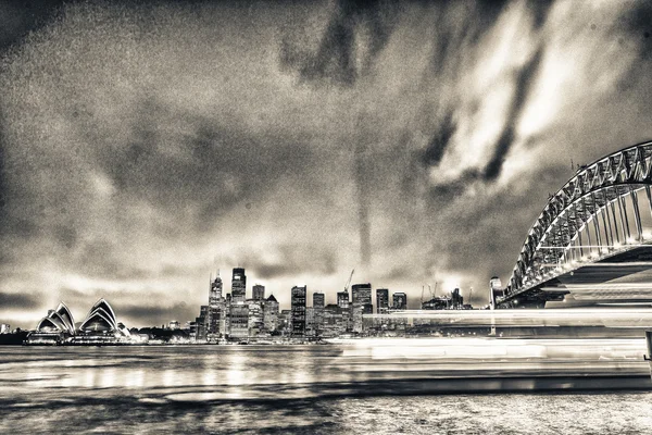 Puente del puerto de Sydney por la noche — Foto de Stock