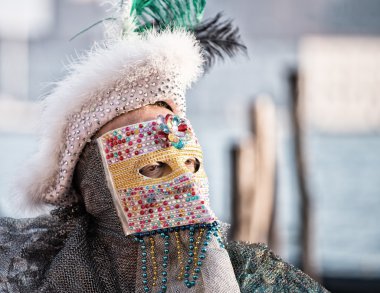 Renkli karnaval maskesi Venedik
