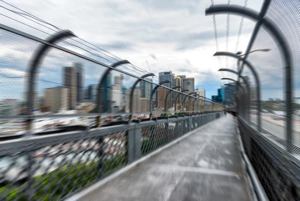 Blurred view of the popular pedestrian walkway on Sydney Harbour — Stock Photo, Image