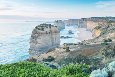 Oniki Havariler taşlara Avustralya günbatımı Great Ocean Road, Victoria boyunca -