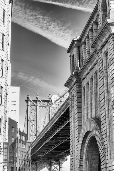 Prachtig uitzicht over Manhattan Bridge van Brooklyn kant, Nyc — Stockfoto