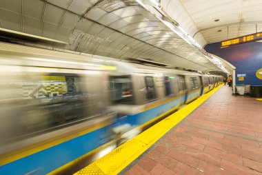 Metro treninin Boston, hız