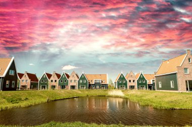 Volendam, Hollanda'nın klasik evler