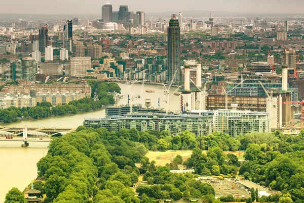 Londons silhuett. Vackra stadens landmärke, Storbritannien — Stockfoto