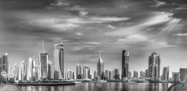 Siyah ve beyaz panoramik Dubai gökdelen, Birleşik Arap Emirlikleri