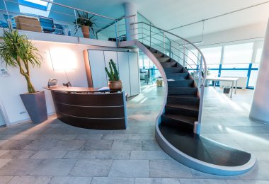 Modern merdiven. Office iş kavramı