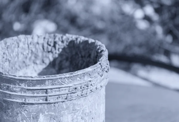 Bucket of concrete on construction site — Stock Photo, Image