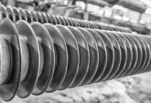 Çelik kesici bir bobin fabrika içinde — Stok fotoğraf