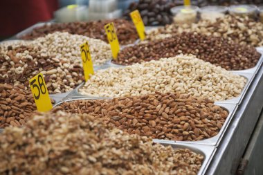 Açık piyasa içinde Kuru fındık 