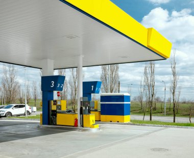 Benzin istasyonu görüntüsü 