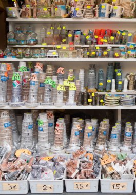 İtalya'da turizm: pisa hatıralıklar.