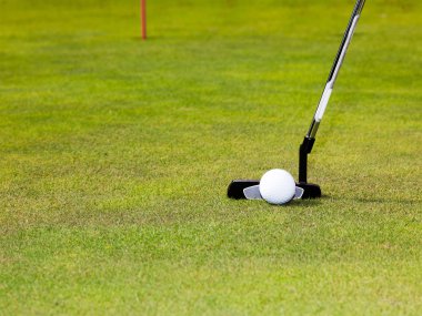Golf: atıcı club beyaz golf topu ile