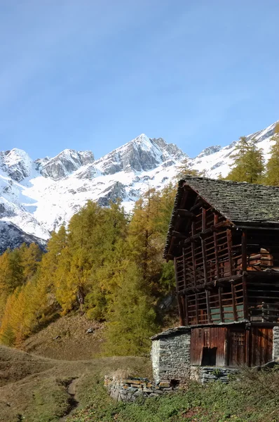 Mountain village house — Stock Photo, Image