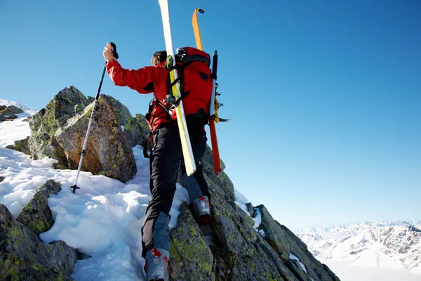 男性的滑雪登山者 — 图库照片