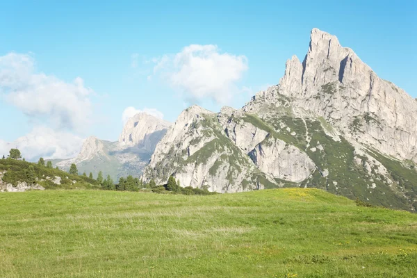 Liggande bergsutsikt — Stockfoto