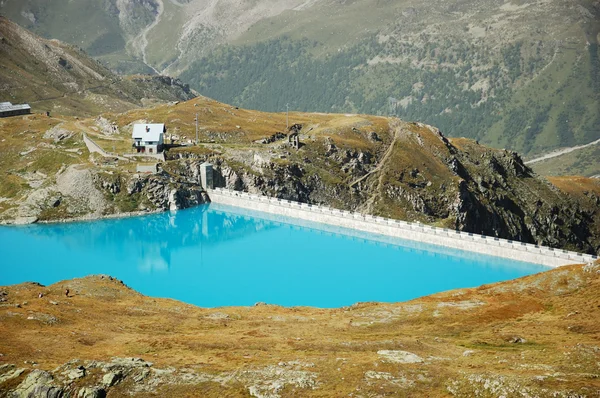 Hydroelectric power plant — Stock Photo, Image