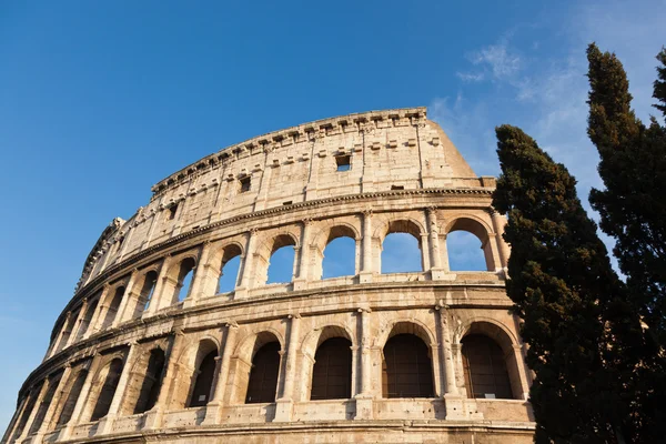 Den legendariska antika Colosseo — Stockfoto