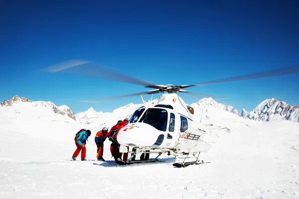 Hélicoptère de ski Heli — Photo