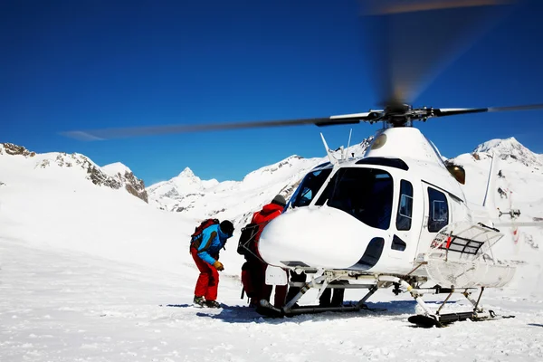 Helikopter na nartach Heli — Zdjęcie stockowe