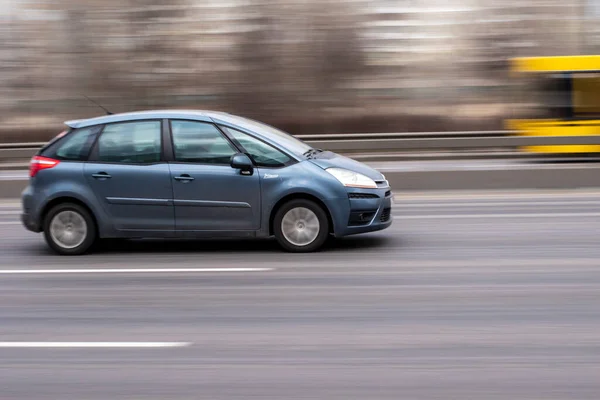 Ukraine Kyiv March 2021 Blue Citroen Picasso Car Moving Street — Stock Photo, Image