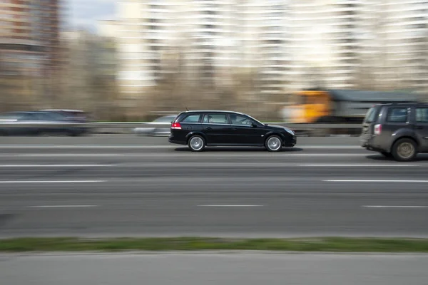 Ucrânia Kiev Abril 2021 Carro Preto Opel Signum Movendo Rua — Fotografia de Stock