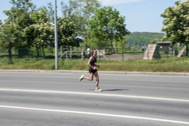 KYIV, UKRAINE - 16 Mayıs 2021: 10 Km. 2021 Duathlon Kyiv Kupası yarışması. 