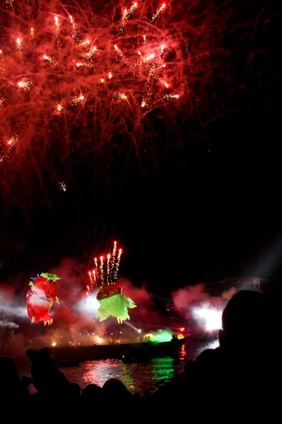 Great Dragons Parade connected with the fireworks display — Stock Photo, Image