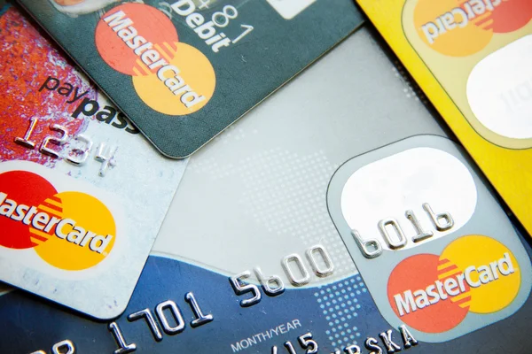 Fechar foto de cartões de crédito Visa e MasterCard — Fotografia de Stock