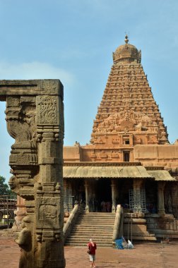 Brihadeeswara Tapınağı, Thanjavur
