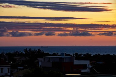 Mauritius 'un Albion köyünde gün batımı