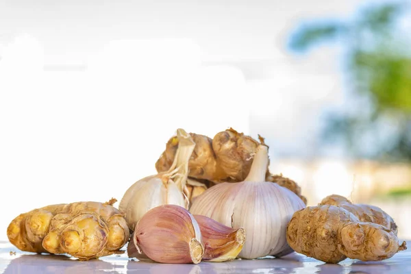 Aglio Fresco Biologico Radici Zenzero — Foto Stock