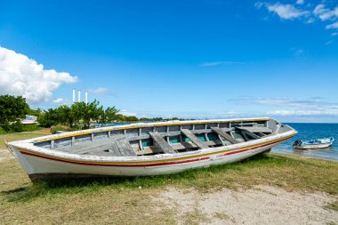 Bain des Dames 'de balıkçı teknesi, Port Louis, Mauritius' da Cassis yakınlarında bir balıkçı teknesi bulundu..