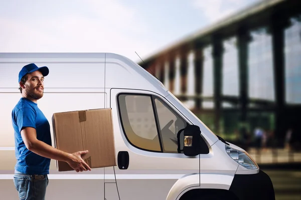 Delivery man with box — Stock Photo, Image