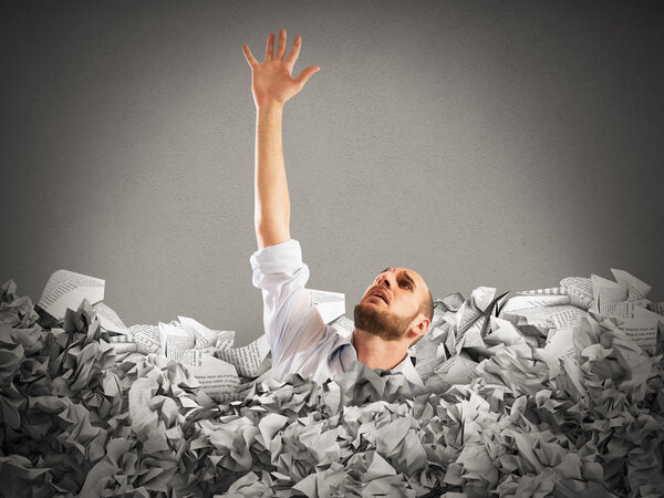 Человек, просящий помощи
 