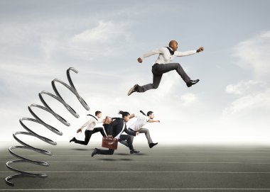 bir bahar üzerinde atlama işadamı