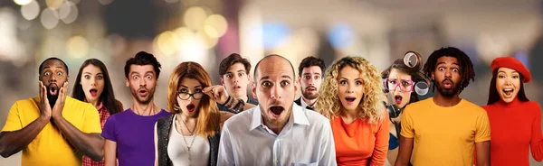 People with wondered, surprised and happy expression are shocked for new revelation in a shopping center — Stock Photo, Image