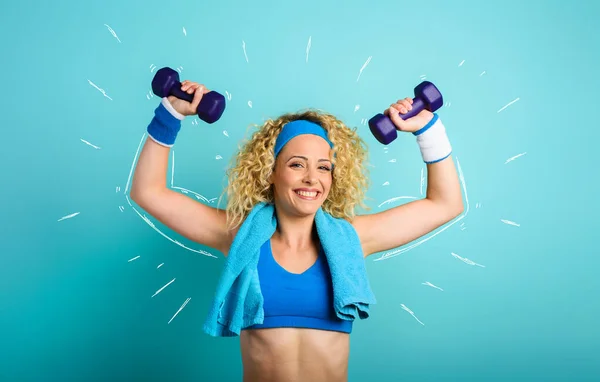 Addestramento femminile con manubrio. colore ciano sfondo — Foto Stock