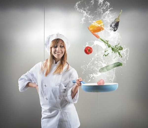 Chef holding frying pan — Stock Photo, Image