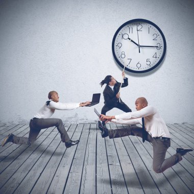 Patron çalışanları tarafından maksimum hız istiyor