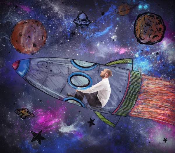 Adam bir astronot olur